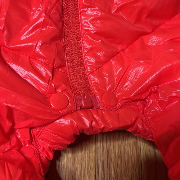 Kids infant  12-18 months snow puffer suit with hood onsie red new - Picture 5 of 5